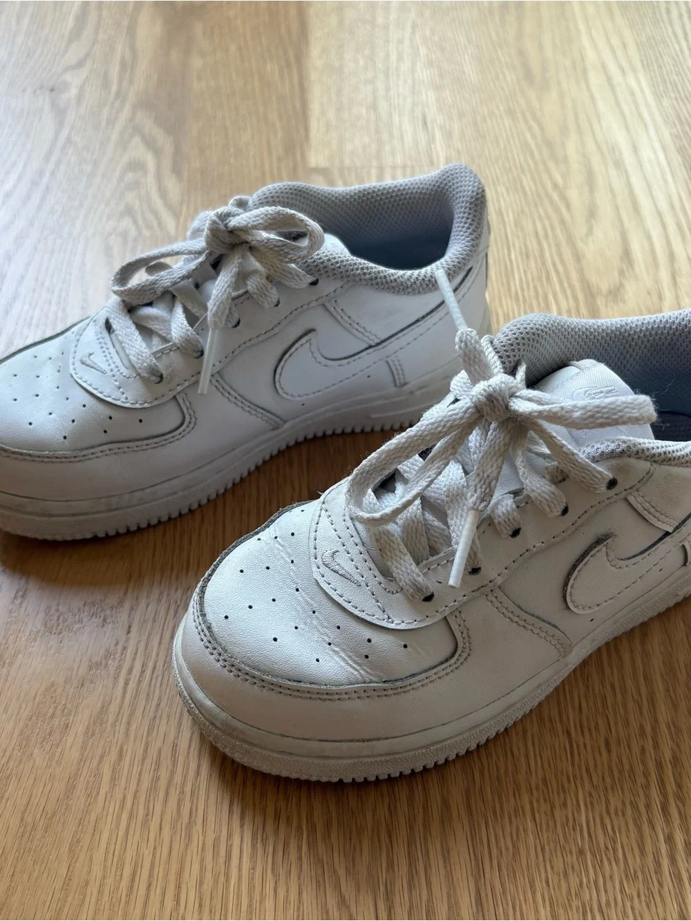 Nike Air Force 1 Low Triple White Toddler 10C Sneakers